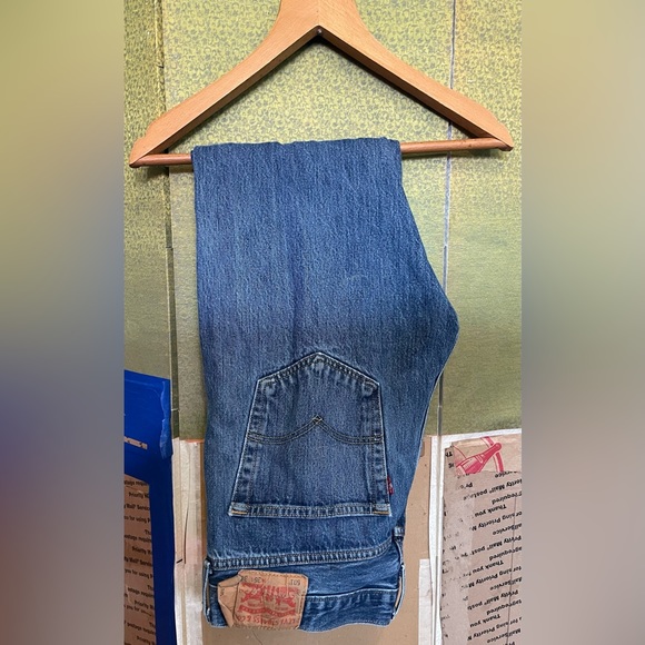 LEVI’s 501’s 36W x 34 L - Picture 3 of 12